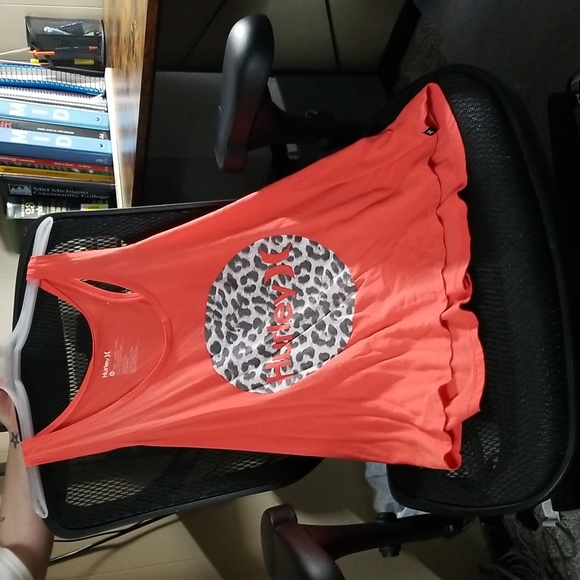Hurley Tops - Hurley tank top